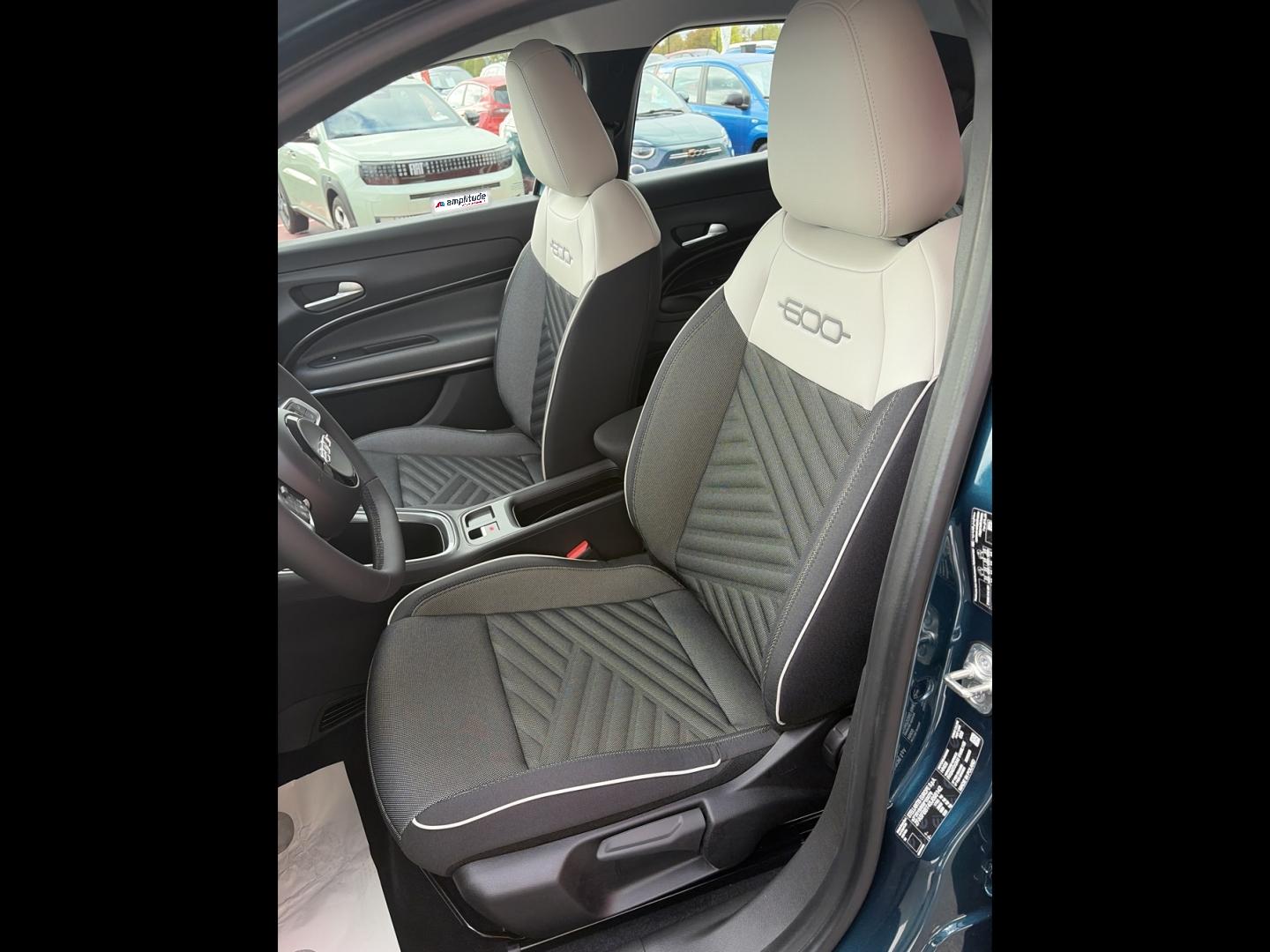 Image FIAT 600 1.2 Hybrid Turbo 110ch Icône eDCT6