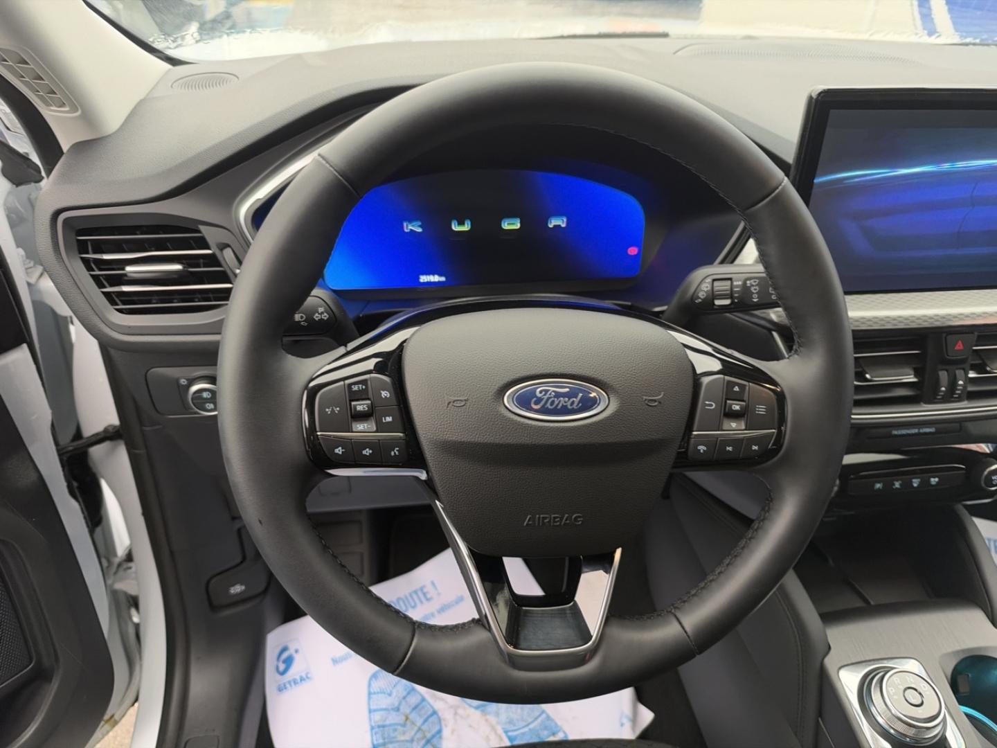 Image FORD Kuga 2.5 Duratec 180 ch Hybrid FlexiFuel Titanium Powershift