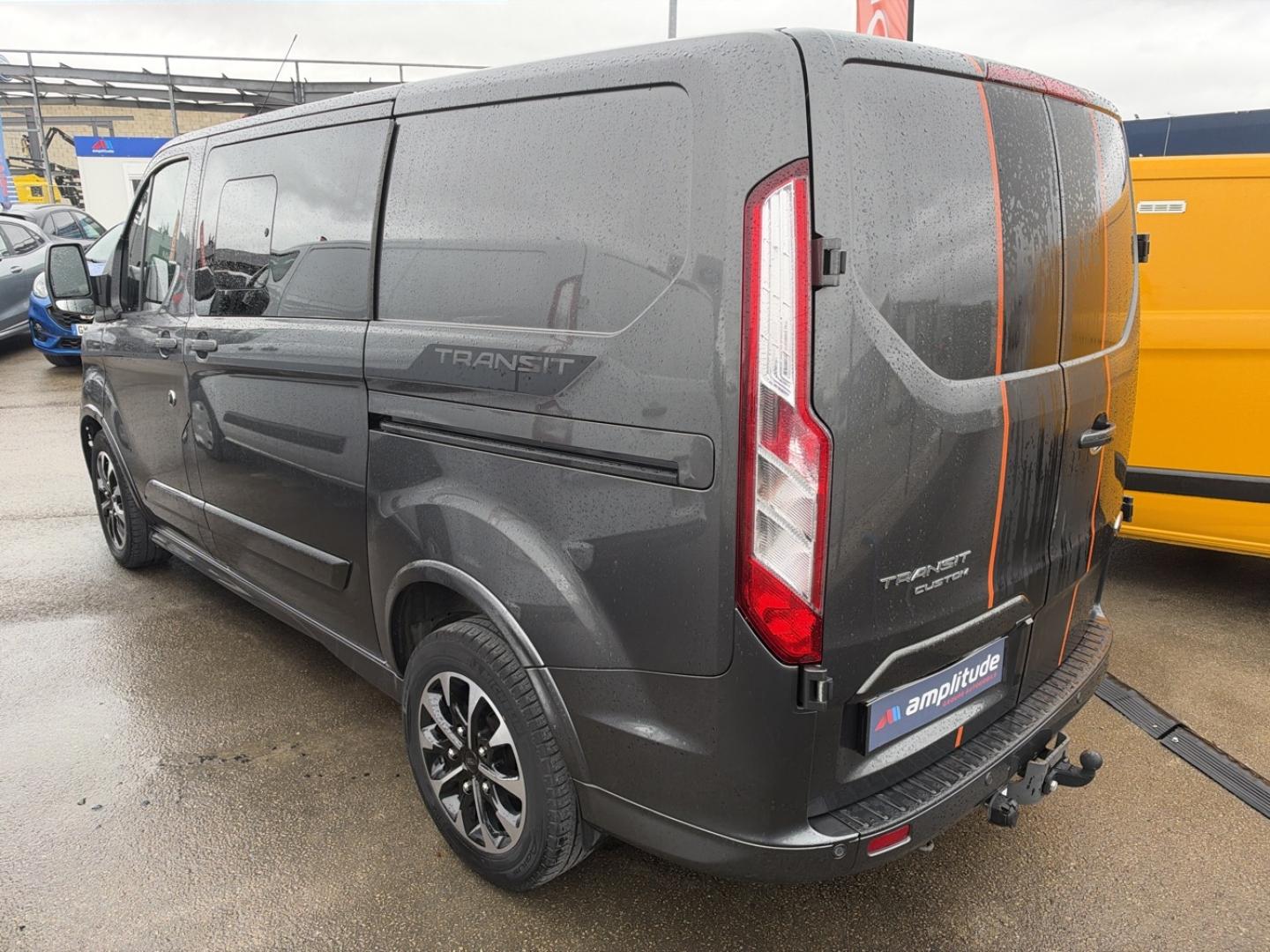 Image FORD Transit Custom Fg 320 L1H1 2.0 EcoBlue 170 S&S Cabine Approfondie Sport BVA6