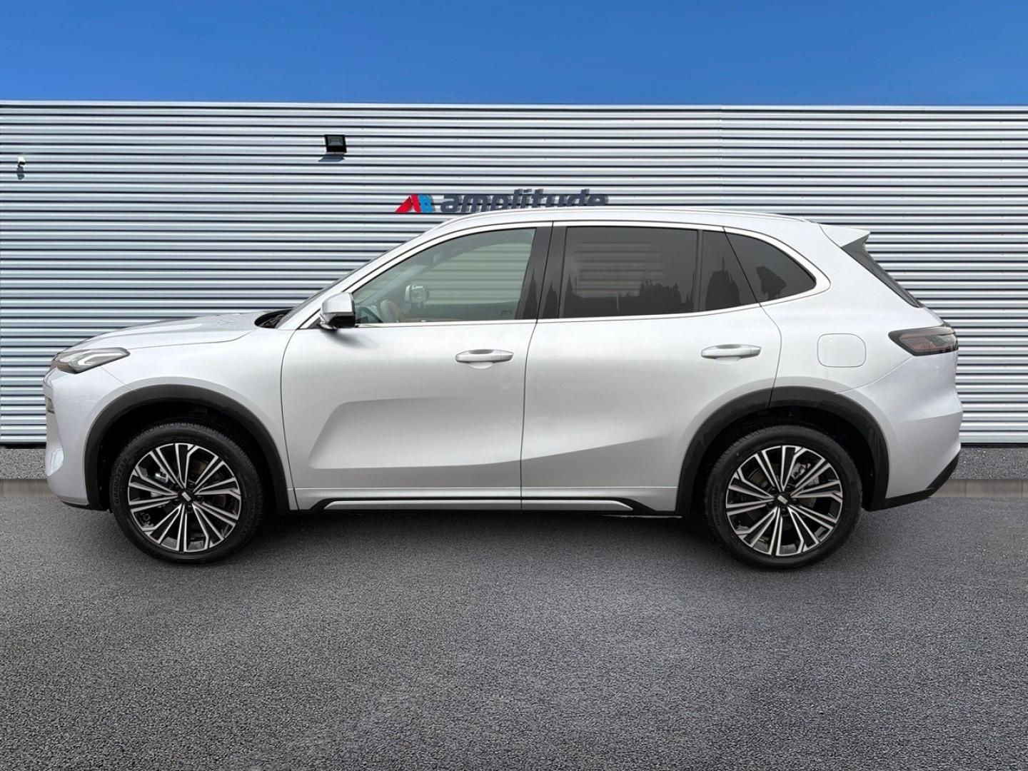 Image GEELY Starray 1.5 EM-i 99+218ch Max+