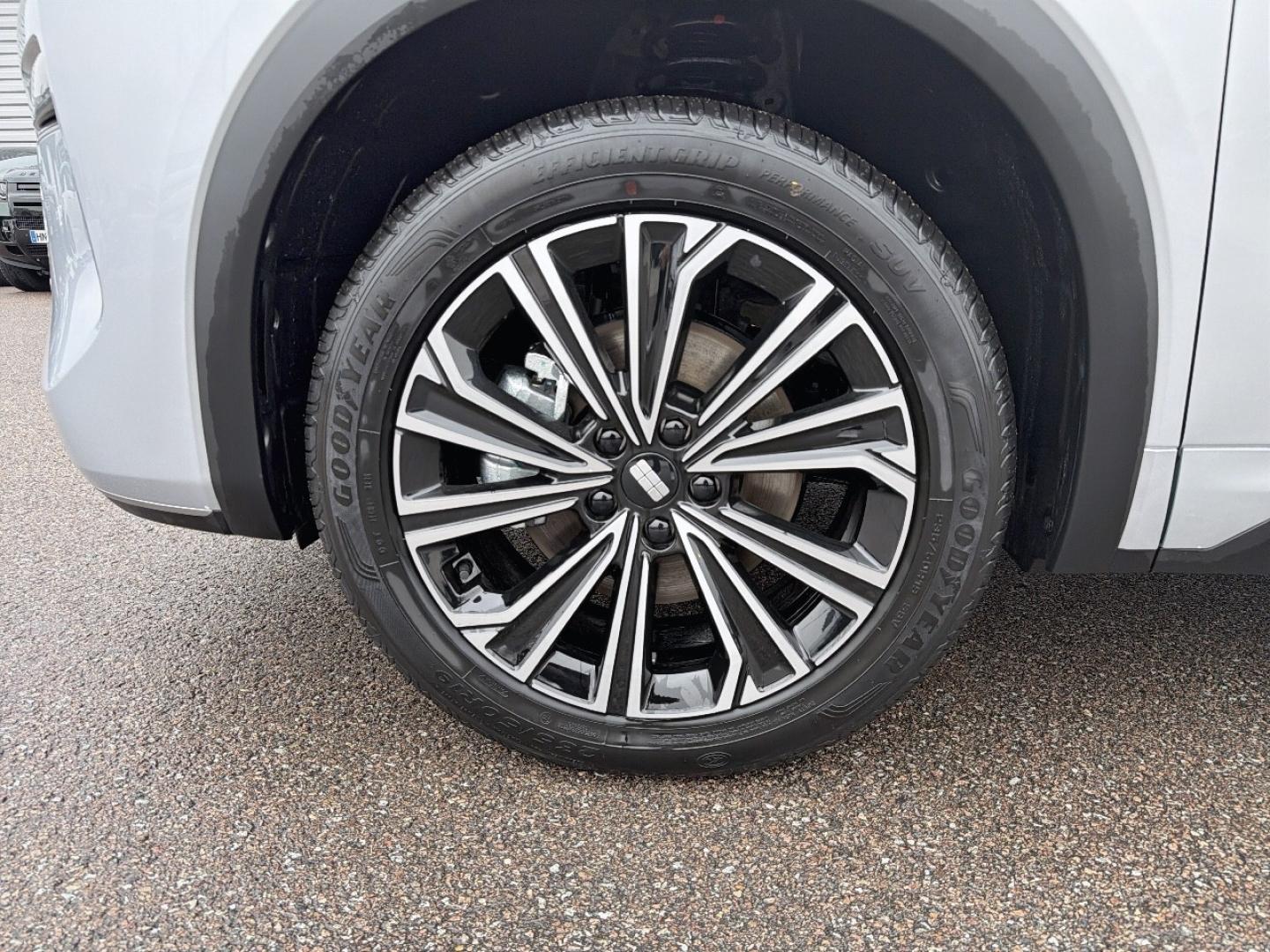 Image GEELY Starray 1.5 EM-i 99+218ch Max+