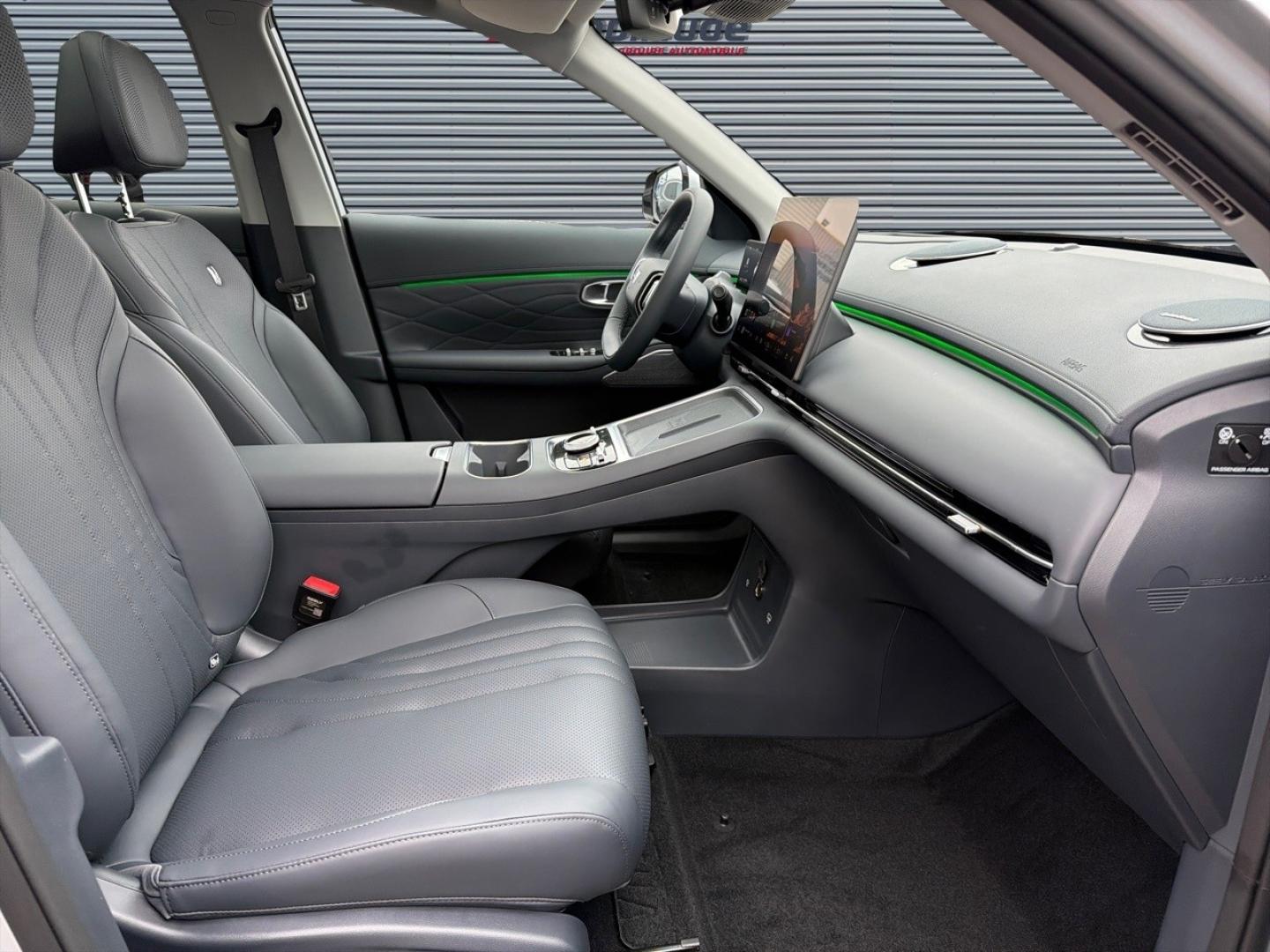 Image GEELY Starray 1.5 EM-i 262ch Max+