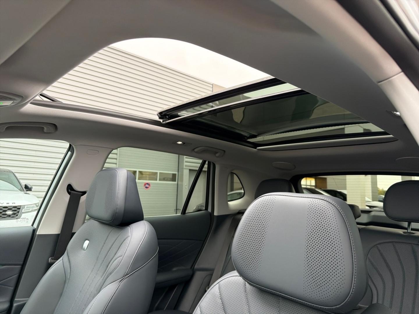 Image GEELY Starray 1.5 EM-i 262ch Max+