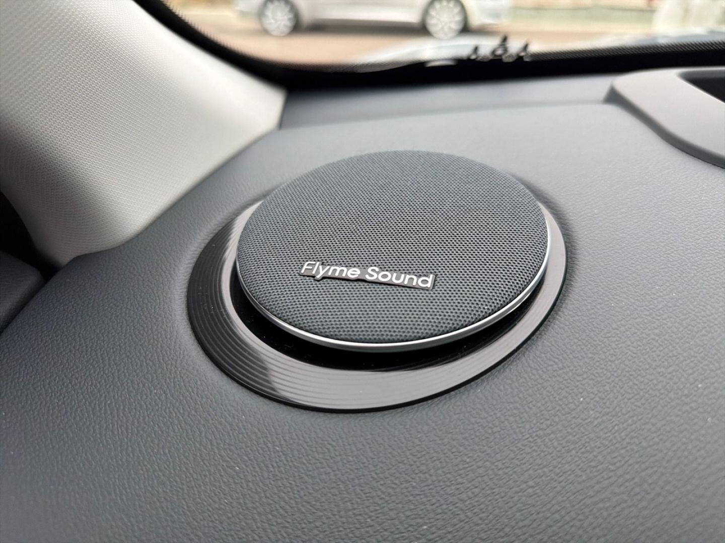 Image GEELY Starray 1.5 EM-i 262ch Max+