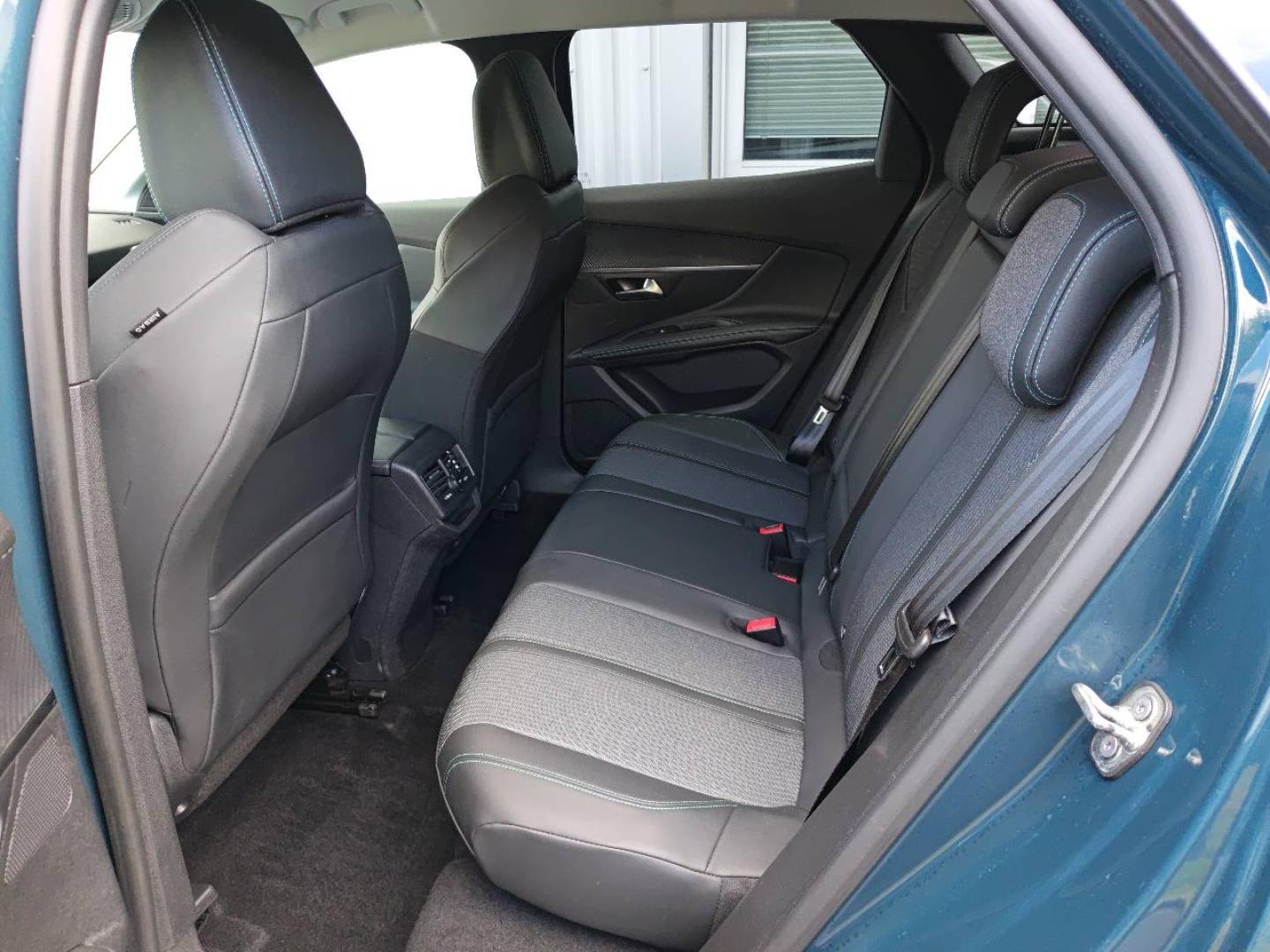 Image PEUGEOT 3008 1.5 BlueHDi 130ch S&S Allure EAT8