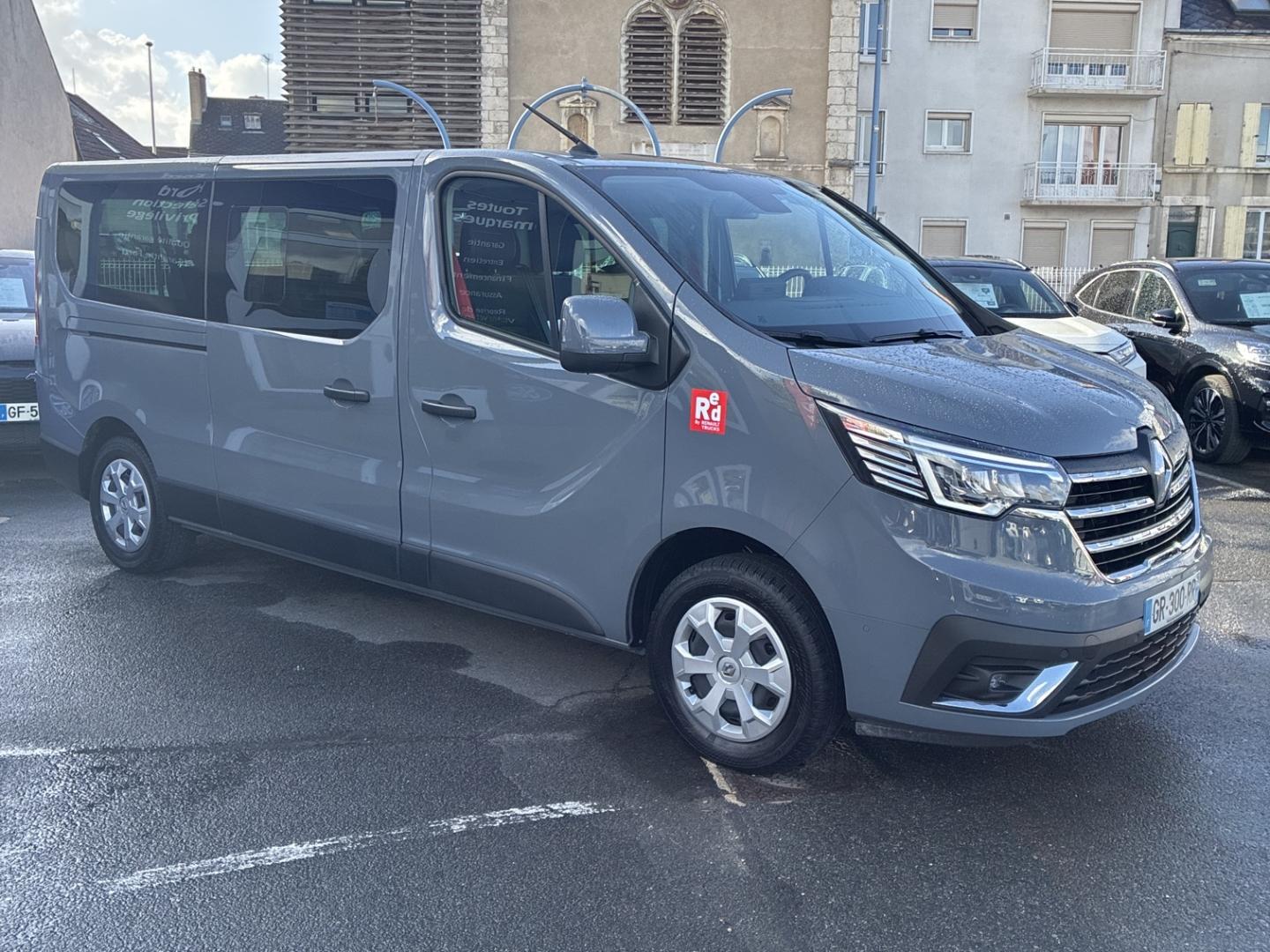 Image RENAULT Trafic Combi L2 2.0 Blue dCi 150ch S&S Zen EDC 8 places E6E