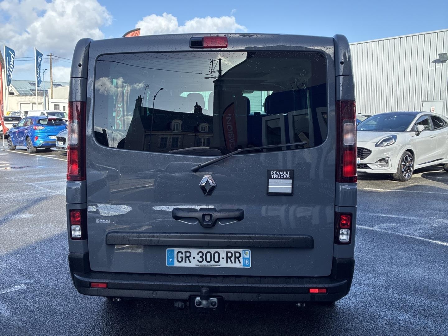 Image RENAULT Trafic Combi L2 2.0 Blue dCi 150ch S&S Zen EDC 8 places E6E