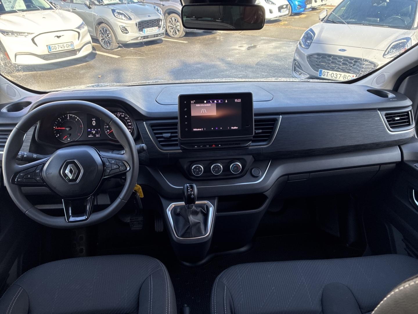 Image RENAULT Trafic Combi L2 2.0 Blue dCi 150ch S&S Zen EDC 8 places E6E