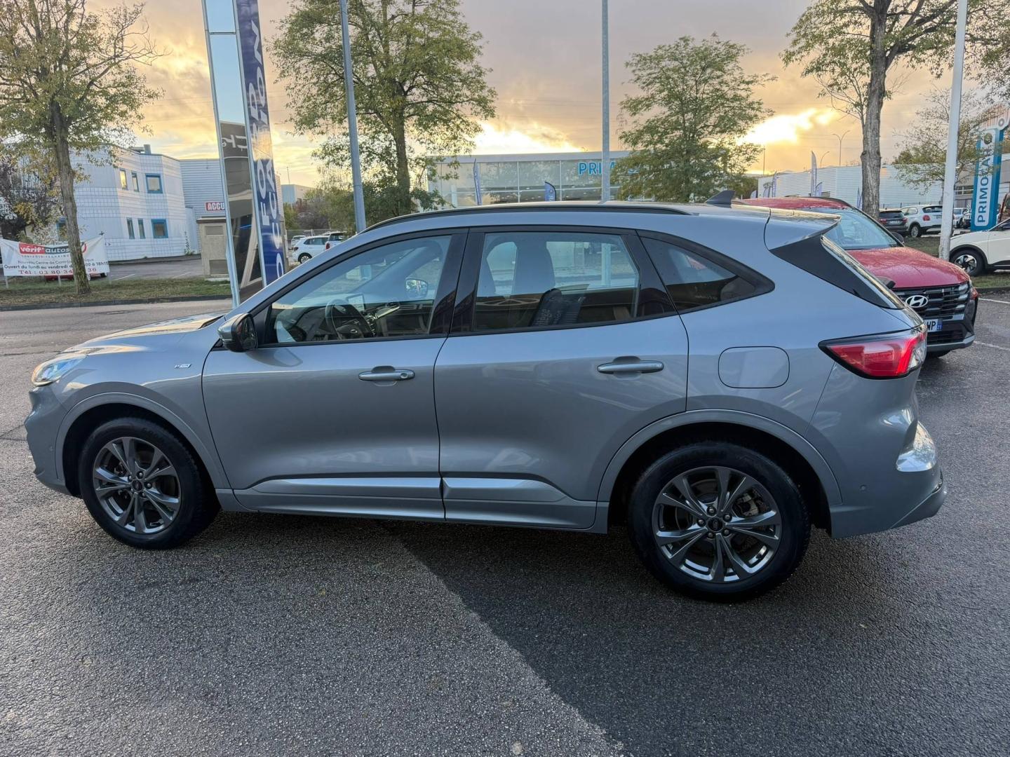 Image FORD Kuga 2.5 Duratec 190ch FHEV E85 ST-Line Business BVA
