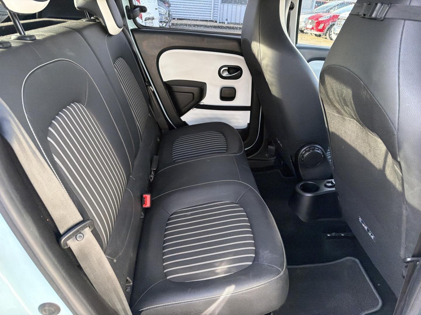 Image RENAULT Twingo 1.0 SCe 75ch Intens - 20