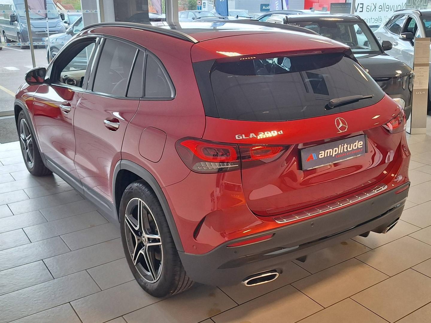Image MERCEDES-BENZ GLA 200 d 150ch AMG Line 8G-DCT