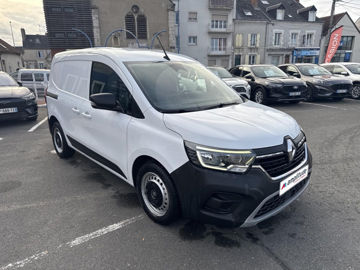Image RENAULT Kangoo Van L1 1.5 Blue dCi 115ch Extra EDC7 - 22