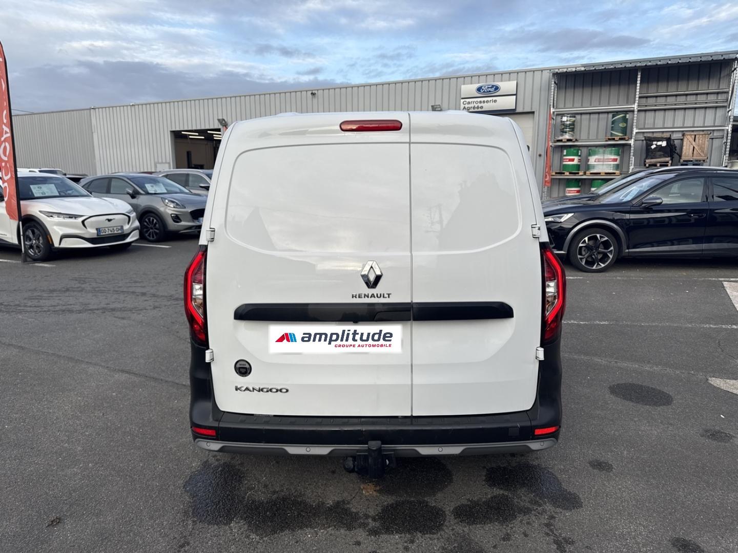 Image RENAULT Kangoo Van L1 1.5 Blue dCi 115ch Extra EDC7 - 22