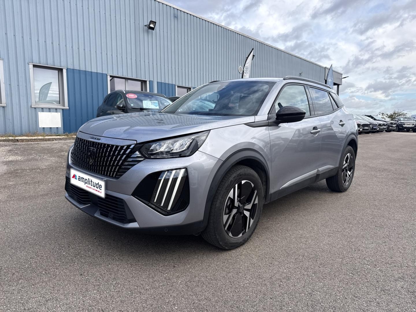 Photo PEUGEOT 2008 1.2 Hybrid 145ch Allure e-DCS6