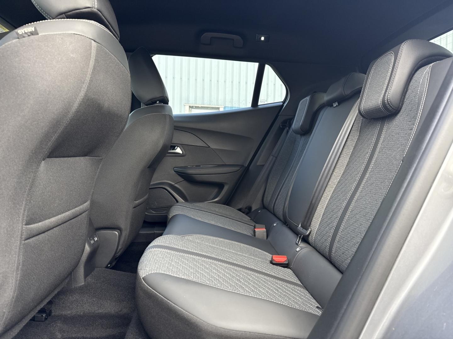 Image PEUGEOT 2008 1.2 Hybrid 145ch Allure e-DCS6