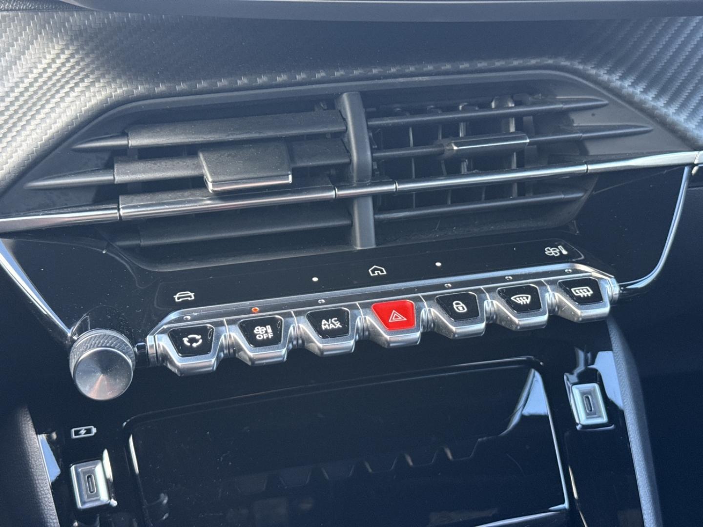 Image PEUGEOT 2008 1.2 Hybrid 145ch Allure e-DCS6