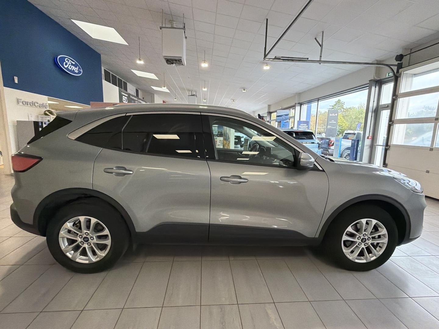 Image FORD Kuga 2.5 Duratec 190ch FHEV E85 Titanium BVA