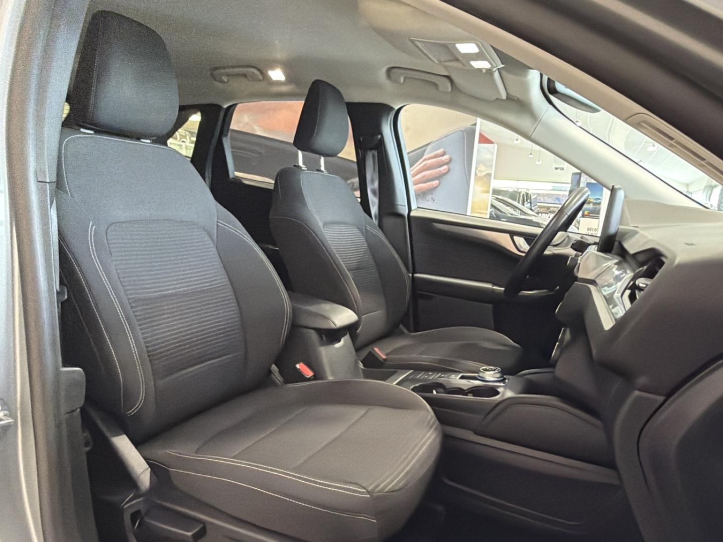Image FORD Kuga 2.5 Duratec 190ch FHEV E85 Titanium BVA