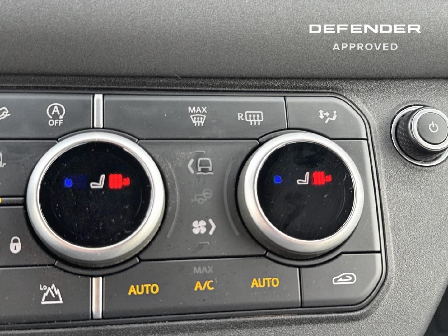 Image LAND-ROVER Defender 110 3.0 D250 Hard Top S