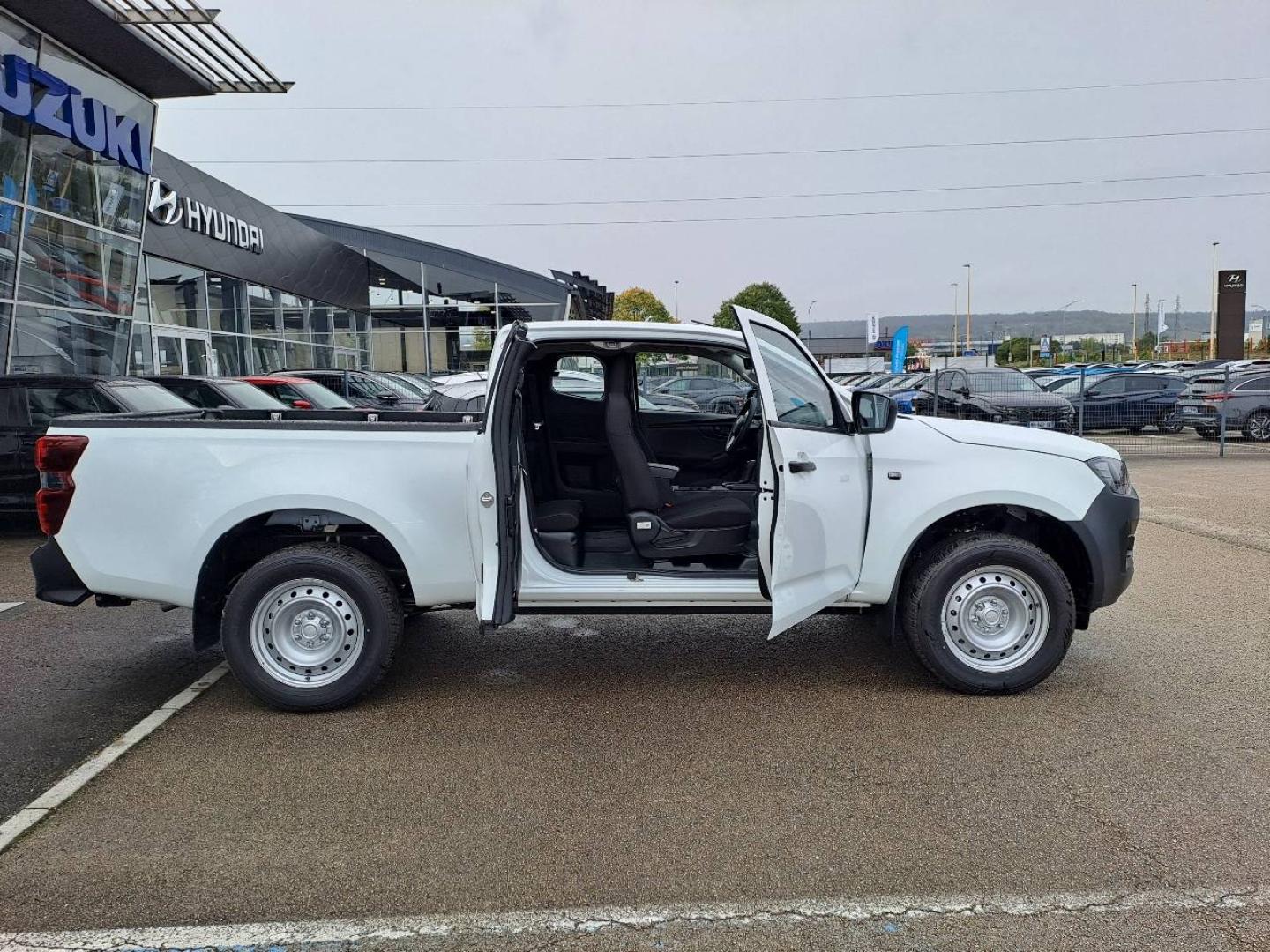 Image ISUZU D-Max 2.2 Ddi 164ch B-Strong Space A/T