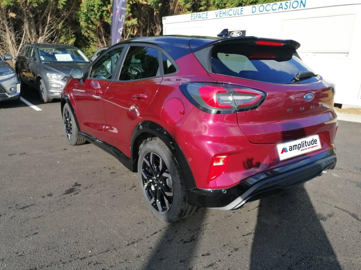 Image FORD Puma 1.0 EcoBoost 125ch S&S mHEV ST-Line X Vivid Ruby Edition Powershift