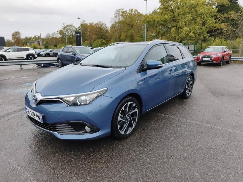 Photo TOYOTA Auris Touring Sports HSD 136h TechnoLine RC18