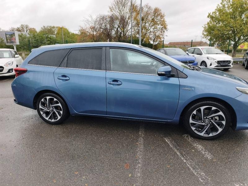 Image TOYOTA Auris Touring Sports HSD 136h TechnoLine RC18