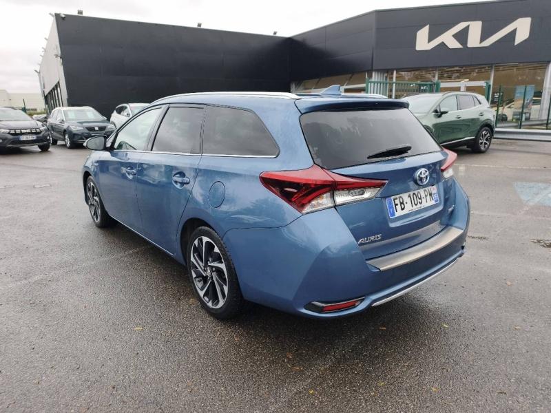 Image TOYOTA Auris Touring Sports HSD 136h TechnoLine RC18