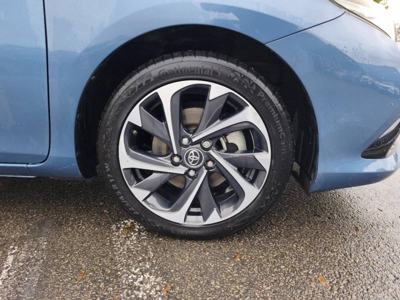 Image TOYOTA Auris Touring Sports HSD 136h TechnoLine RC18