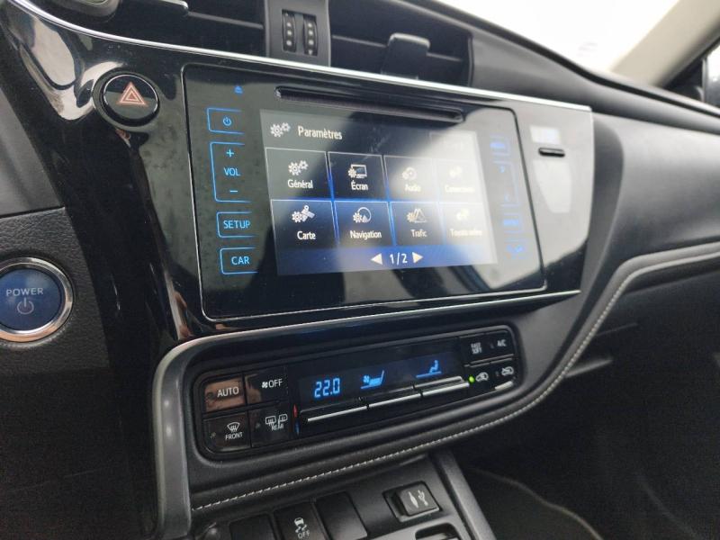 Image TOYOTA Auris Touring Sports HSD 136h TechnoLine RC18