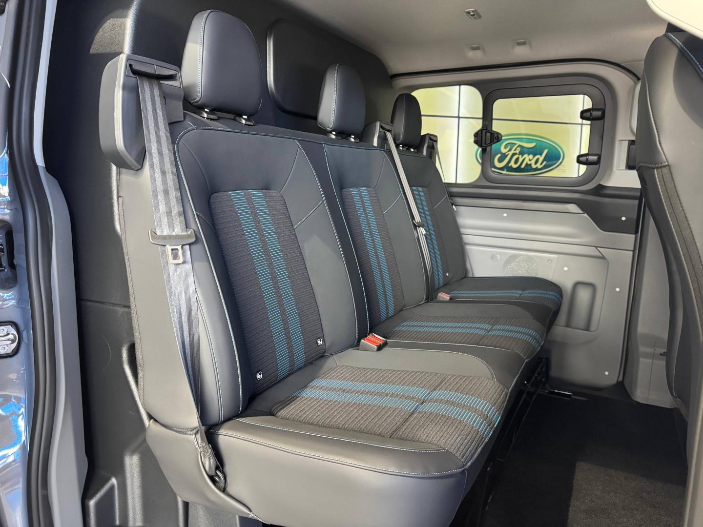 Image FORD Transit Custom Fg 320 L1H1 2.5 Duratec 232ch Hybride recheargeable Cabine Approfondie Sport CVT