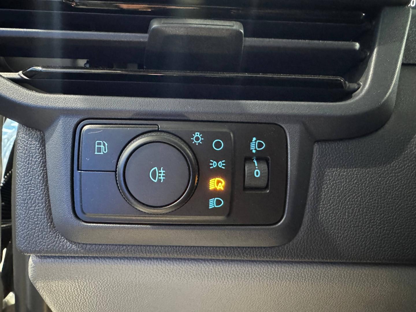 Image FORD Transit Custom Fg 320 L1H1 2.5 Duratec 232ch Hybride recheargeable Cabine Approfondie Sport CVT