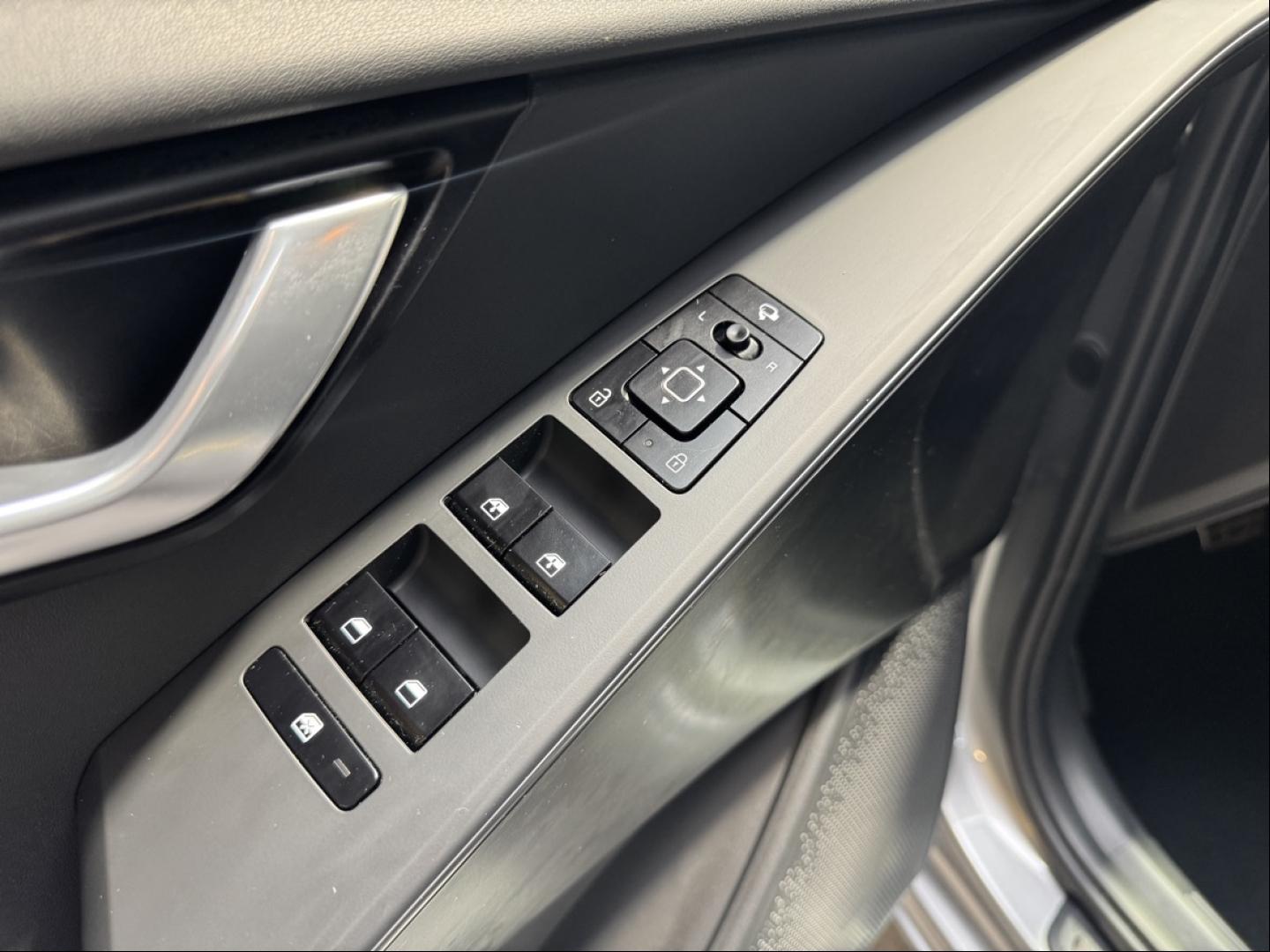 Image KIA Niro 1.6 GDi 141ch HEV Premium DCT6