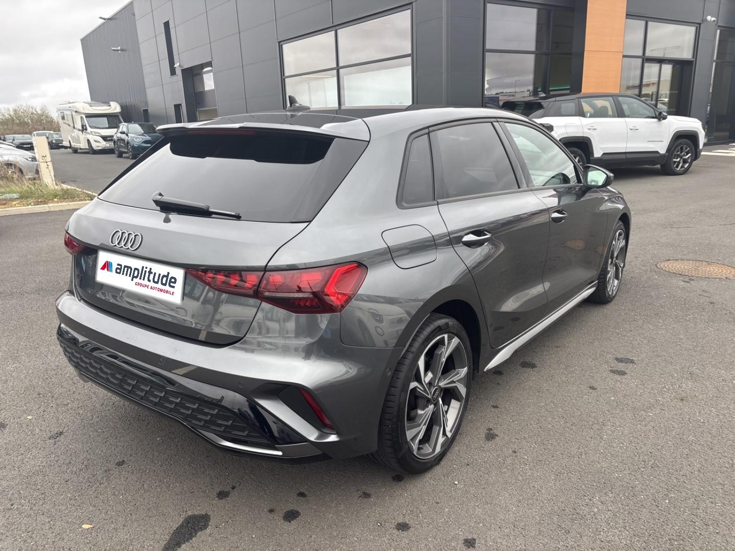 Image AUDI A3 Sportback 2.0 TDI 150ch S line S tronic 7