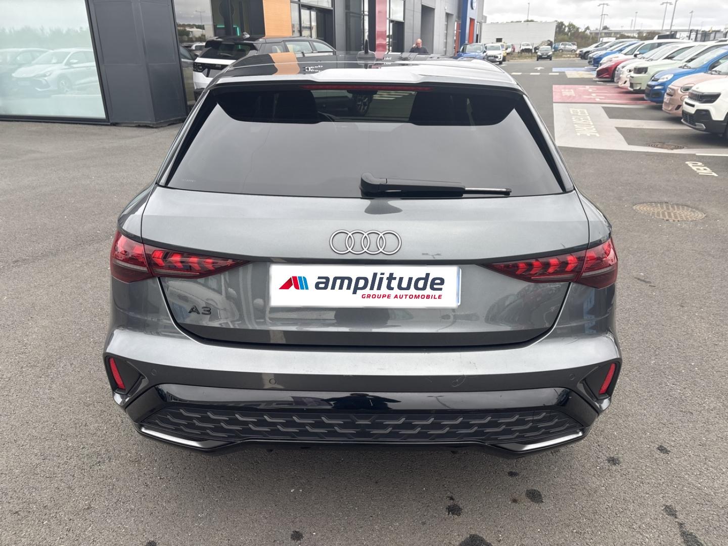 Image AUDI A3 Sportback 2.0 TDI 150ch S line S tronic 7