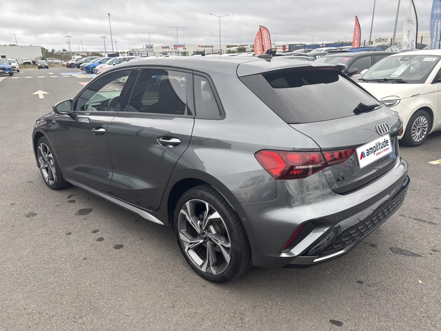 Image AUDI A3 Sportback 2.0 TDI 150ch S line S tronic 7