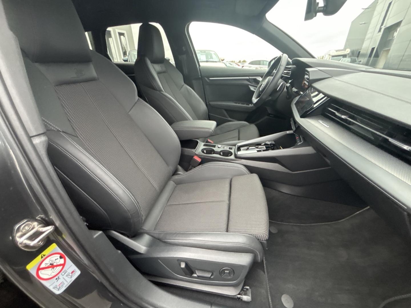 Image AUDI A3 Sportback 2.0 TDI 150ch S line S tronic 7