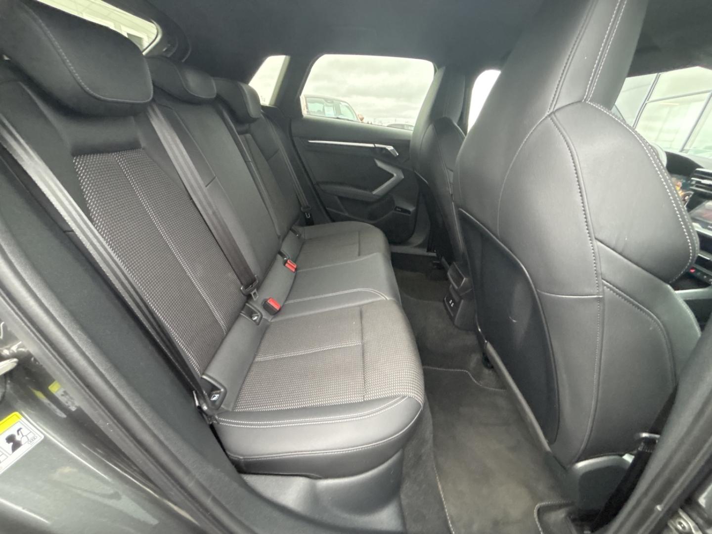 Image AUDI A3 Sportback 2.0 TDI 150ch S line S tronic 7