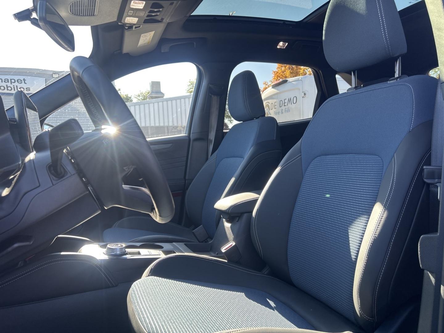 Image FORD Kuga 2.5 Duratec 180 ch Hybrid FlexiFuel (FHEV E85) Powershift 5p BLUECRUISE EDITION