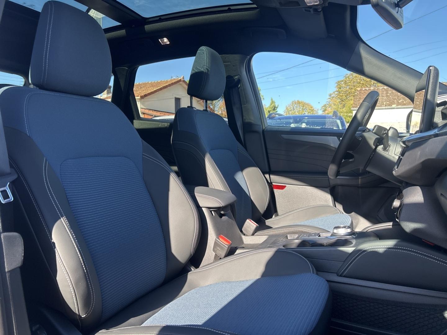 Image FORD Kuga 2.5 Duratec 180 ch Hybrid FlexiFuel (FHEV E85) Powershift 5p BLUECRUISE EDITION