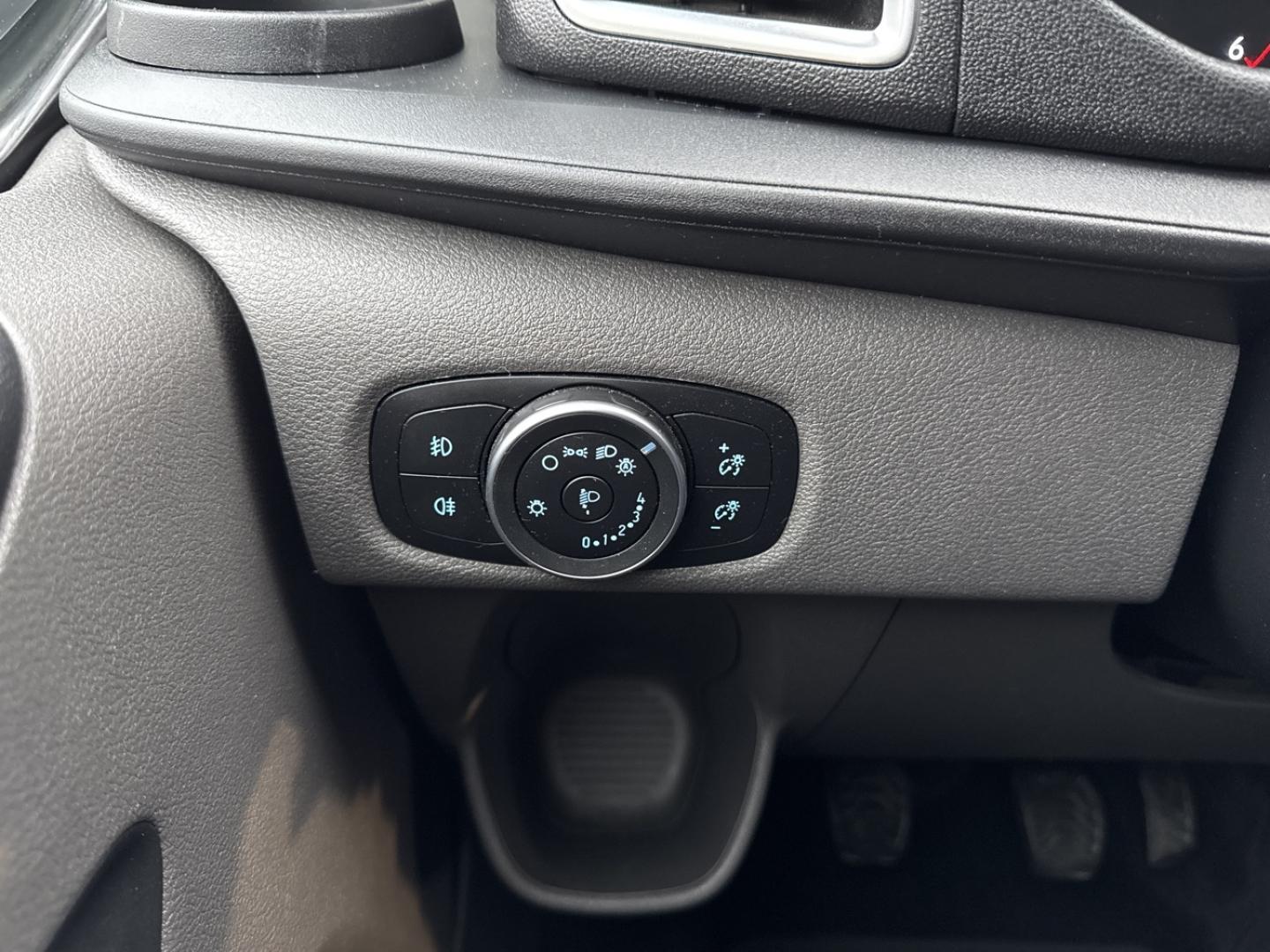 Image FORD Transit Custom Fg 320 L2H1 2.0 EcoBlue 170 Cabine Approfondie Limited 7cv