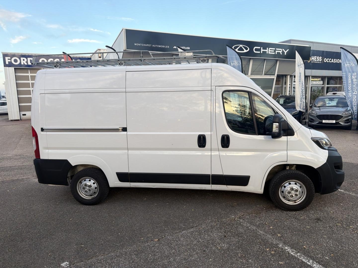 Image PEUGEOT Boxer Fg 333 L2H2 2.2 BlueHDi S&S 140ch Pro