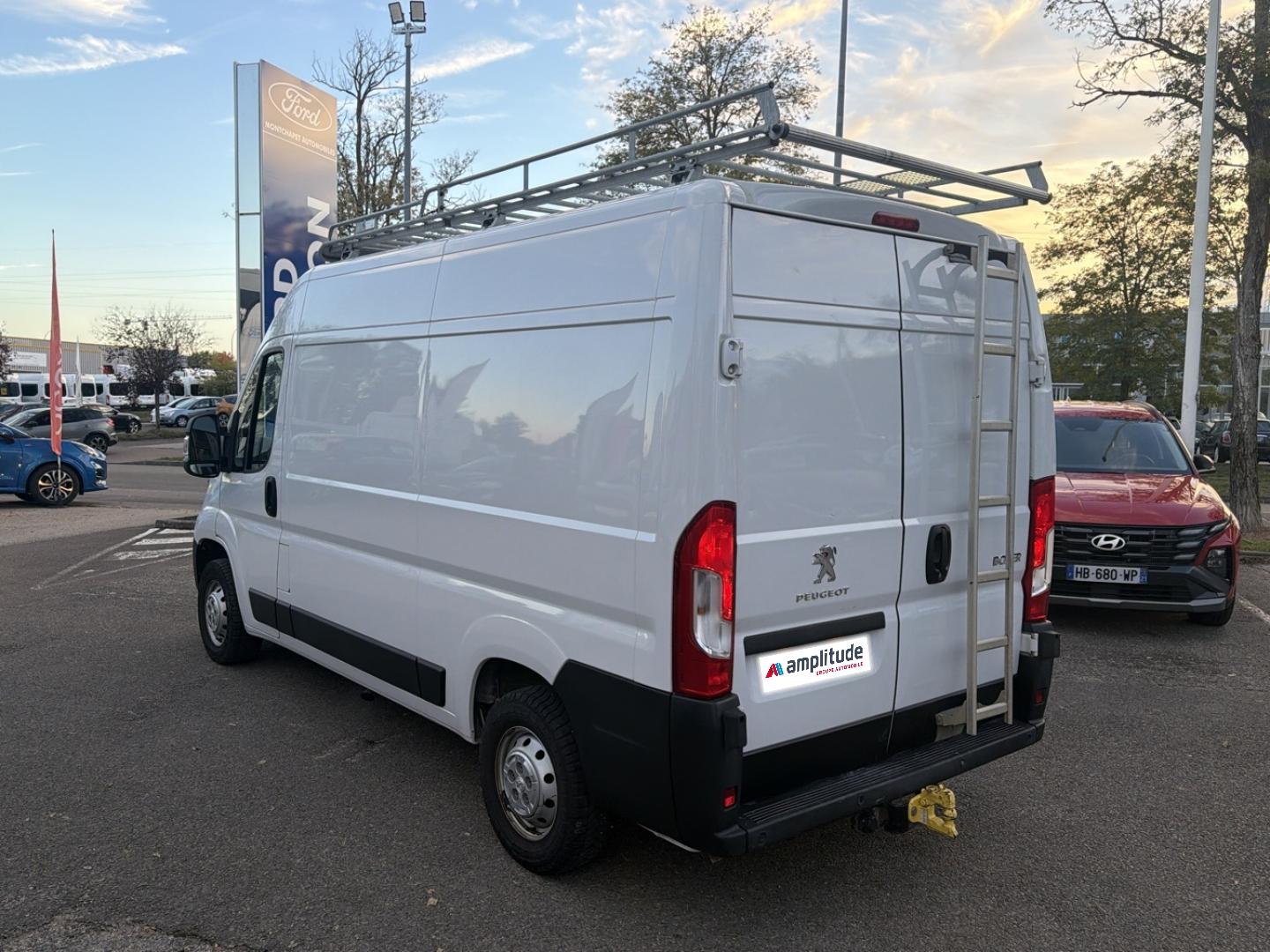 Image PEUGEOT Boxer Fg 333 L2H2 2.2 BlueHDi S&S 140ch Pro