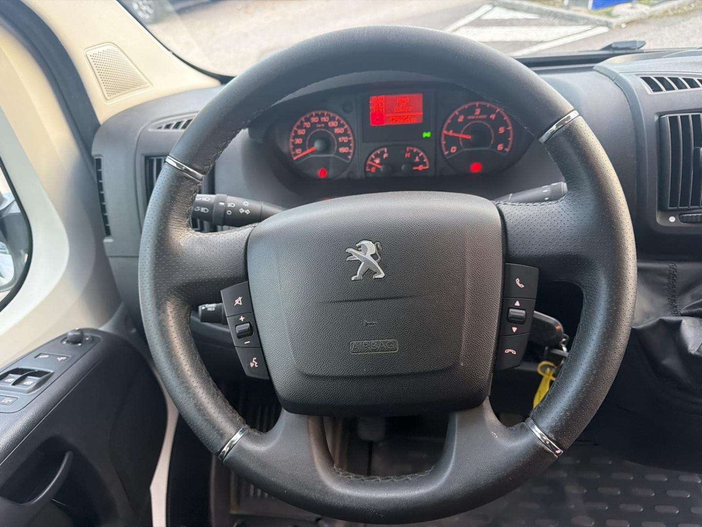 Image PEUGEOT Boxer Fg 333 L2H2 2.2 BlueHDi S&S 140ch Pro