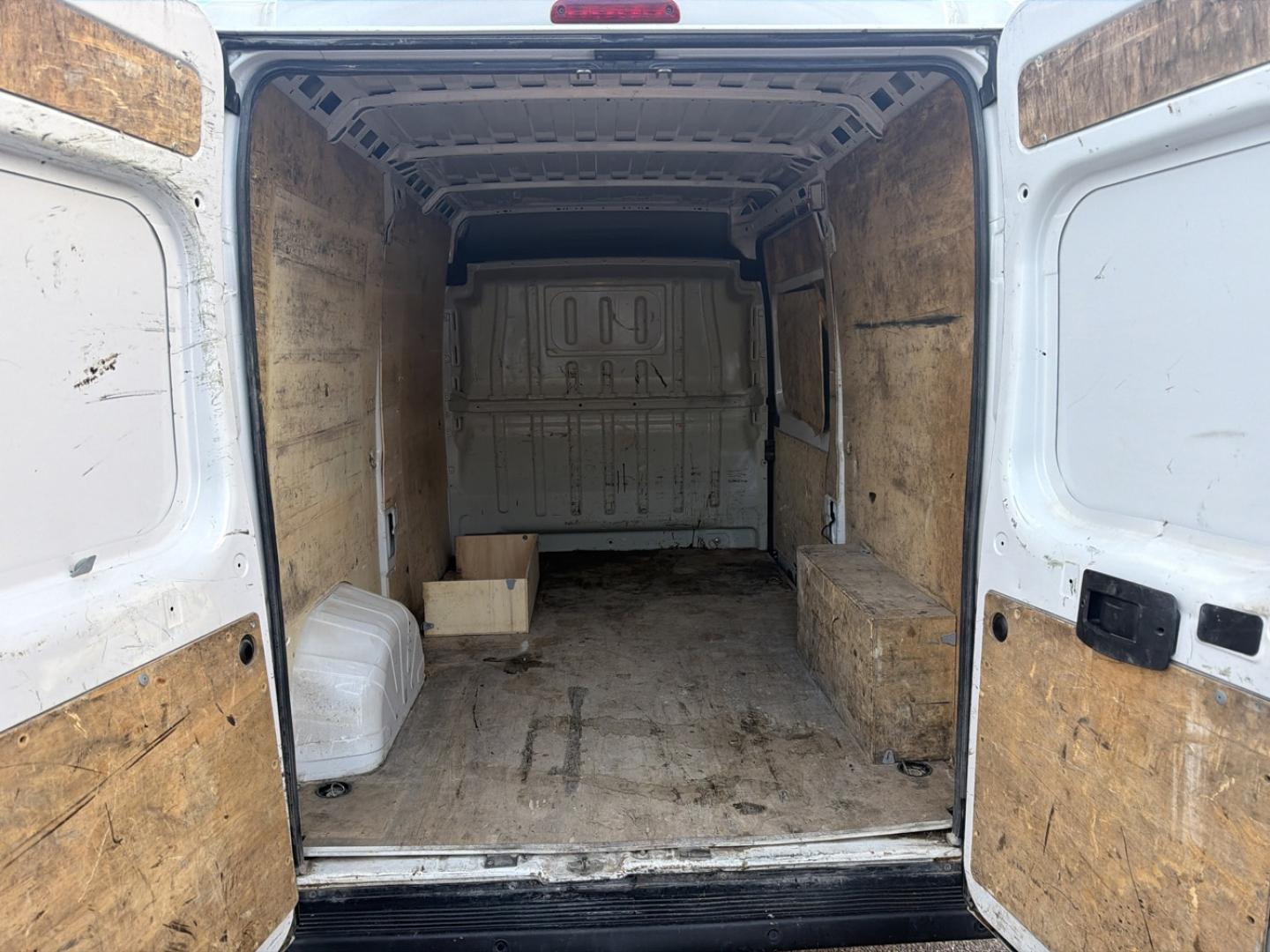 Image PEUGEOT Boxer Fg 333 L2H2 2.2 BlueHDi S&S 140ch Pro