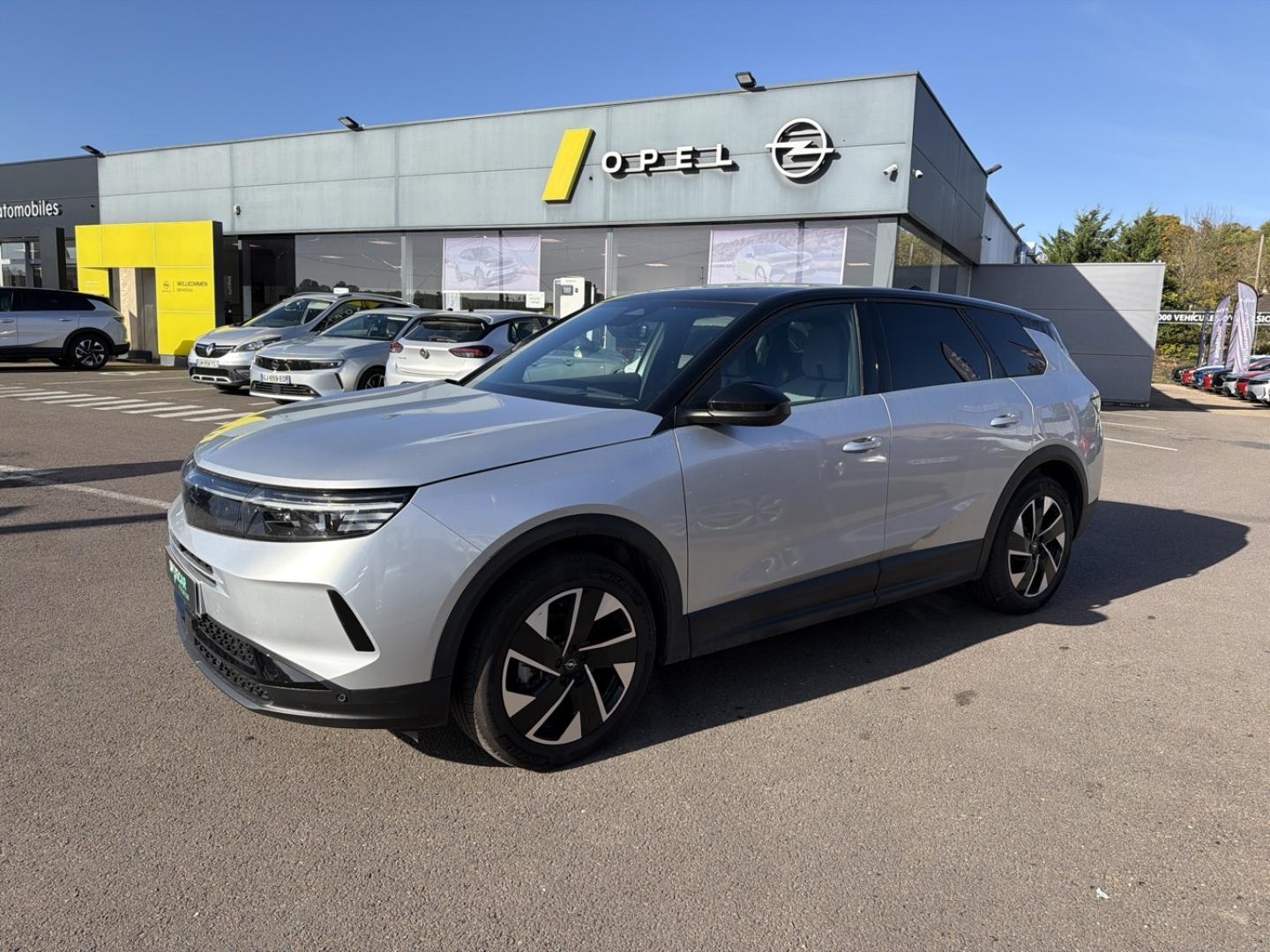 Photo OPEL Grandland 1.2 Turbo Hybrid 145ch GS e-DCT6