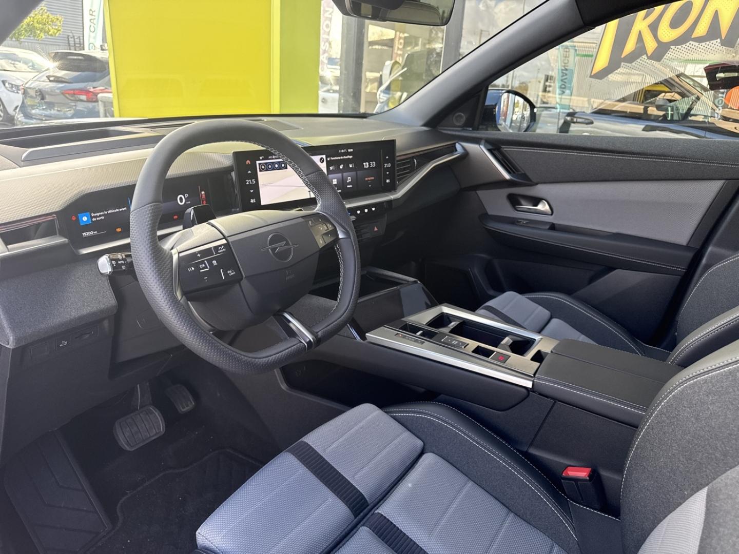 Image OPEL Grandland 1.2 Turbo Hybrid 145ch Ultimate e-DCT6