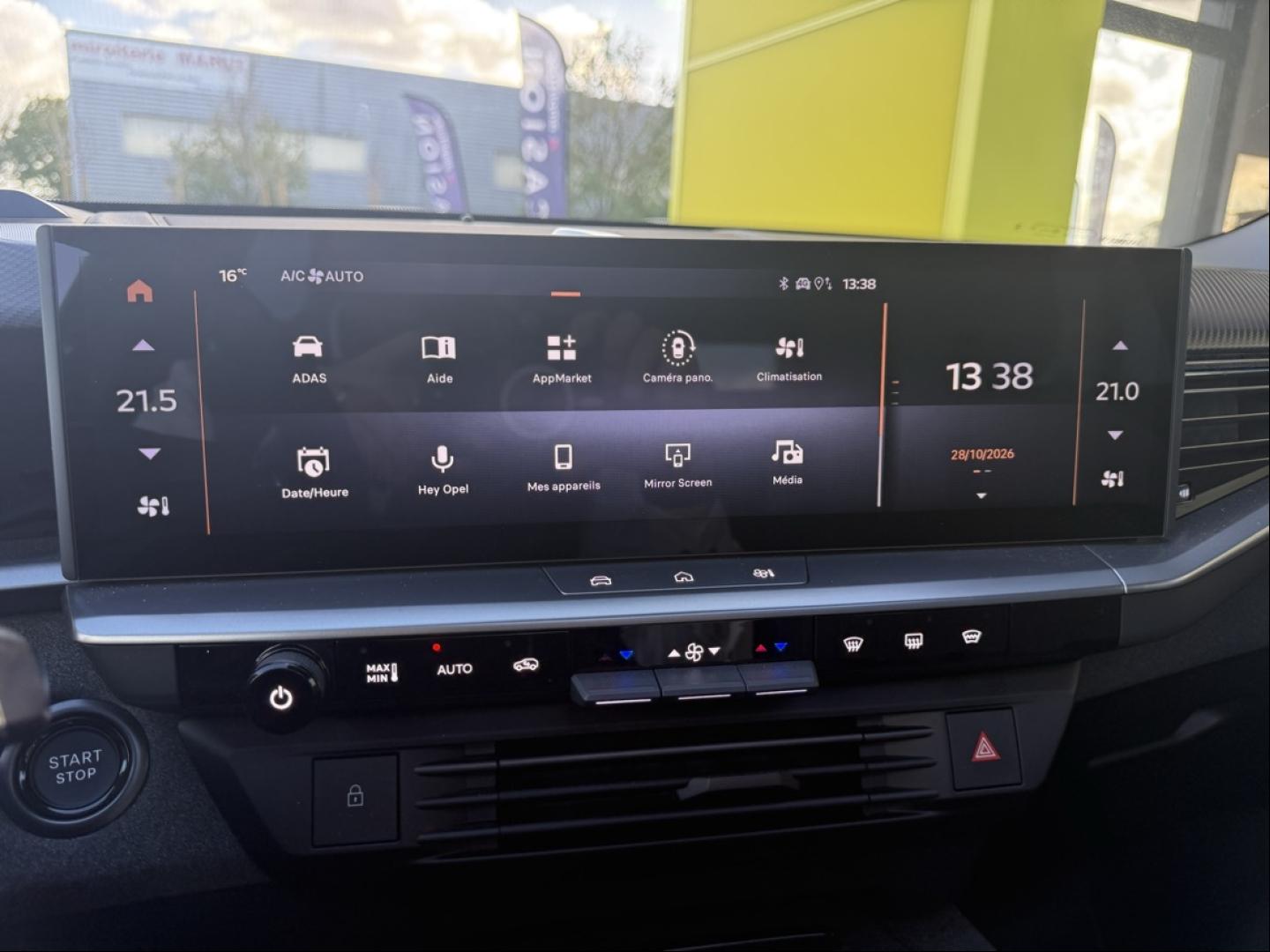 Image OPEL Grandland 1.2 Turbo Hybrid 145ch Ultimate e-DCT6