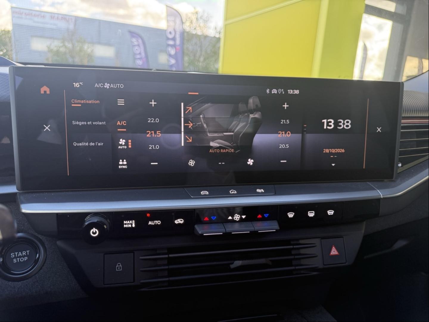 Image OPEL Grandland 1.2 Turbo Hybrid 145ch Ultimate e-DCT6