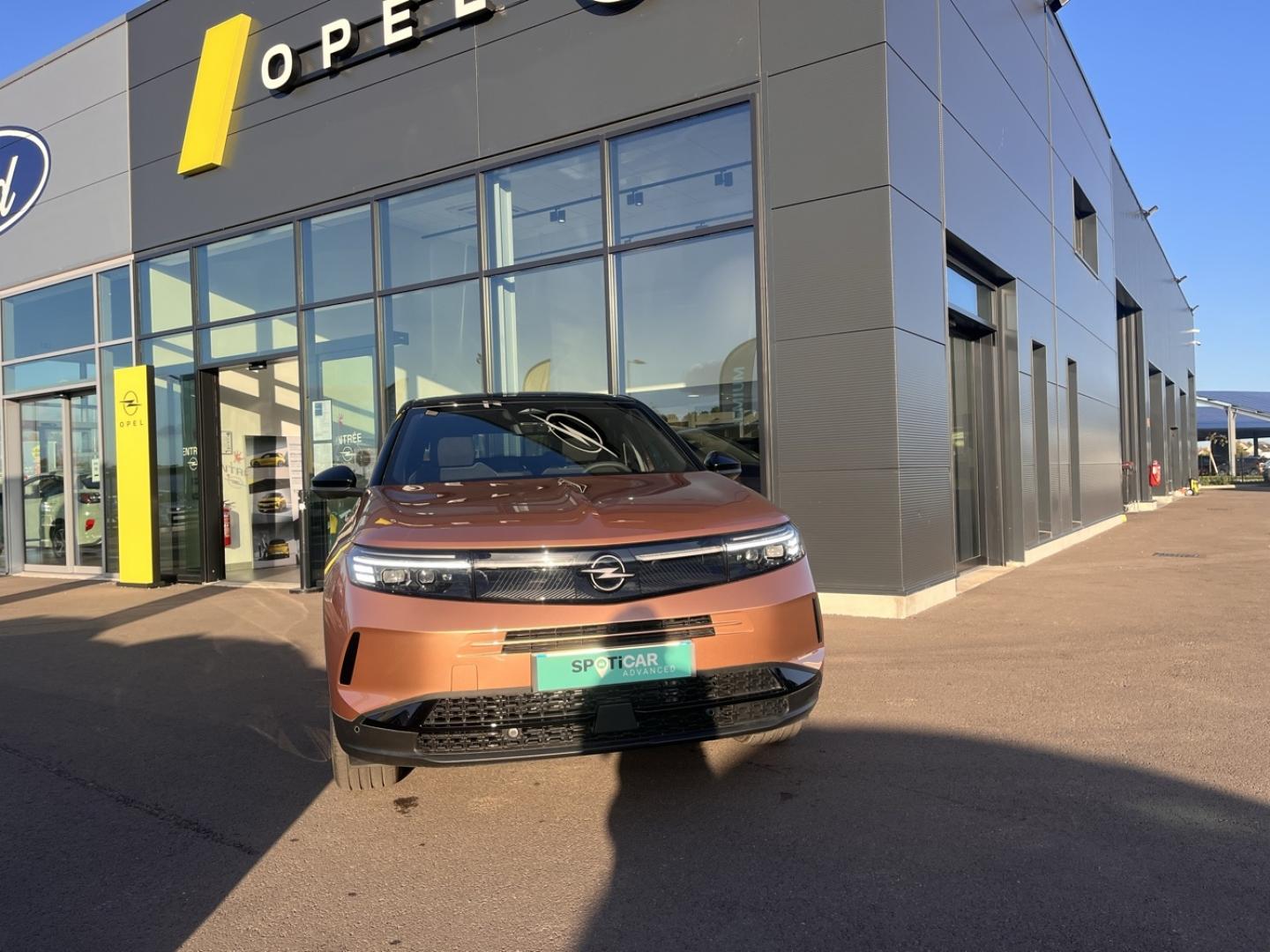 Photo OPEL Grandland 1.2 Turbo Hybrid 145ch GS e-DCT6